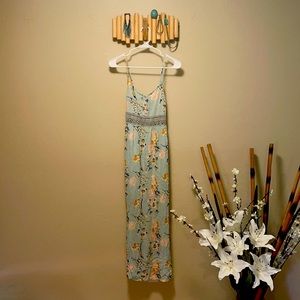 NEW LISTING :) S Mint Floral Maxi Dress Forever 21